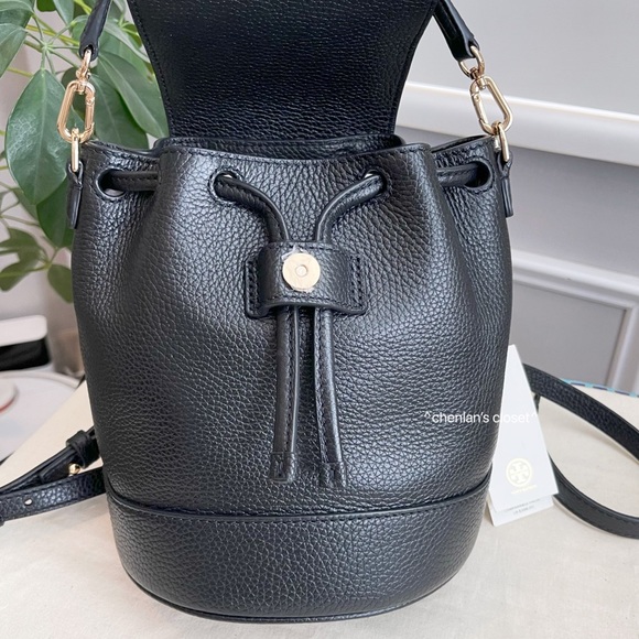 🔥Tory Burch Thea Mini Bucket Backpack - Picture 7 of 11